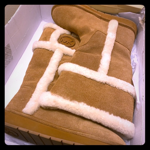 Michael Kors Boots - Picture 1 of 2